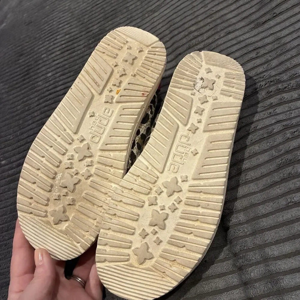 Hey Dude Girls Size Youth 2 Wendy Youth Cheetah Shoes